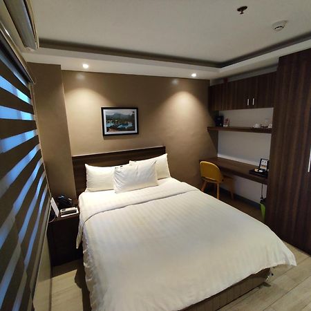 Hotel Inigo Legazpi Eksteriør bilde