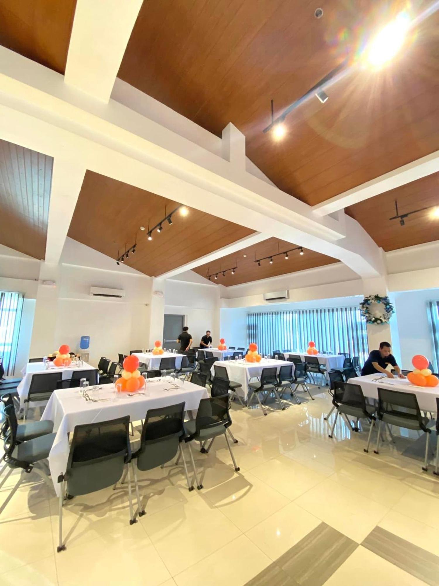 Hotel Inigo Legazpi Eksteriør bilde